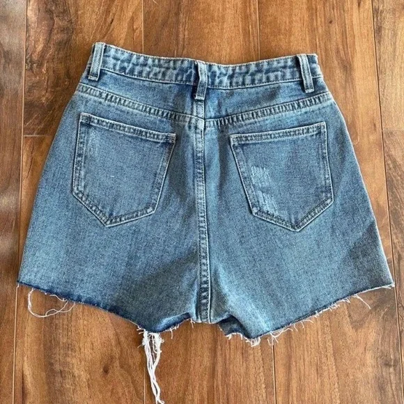 Pretty little thing denim shorts - Picture 7 of 10
